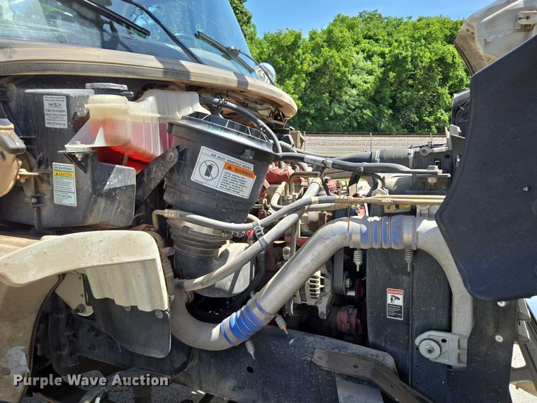 image for item ED2155 2009 Freightliner Business Class M2 digger derrick truck