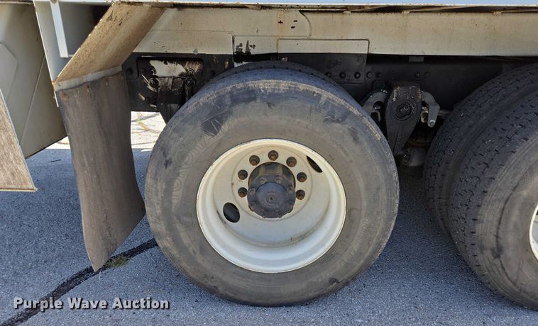 image for item ED2155 2009 Freightliner Business Class M2 digger derrick truck