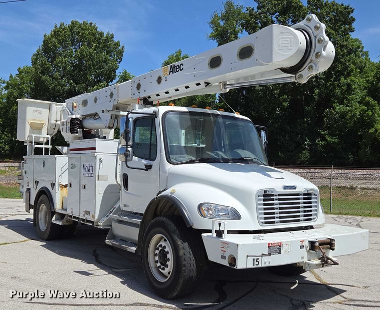 CAMIóN CON CANASTILLA 2011 FREIGHTLINER ALTEC