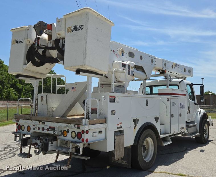 CAMIóN CON CANASTILLA 2011 FREIGHTLINER ALTEC