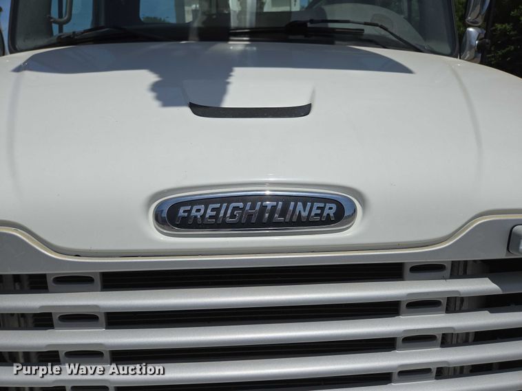 image for item ED2156 2011 Freightliner Business Class M2 bucket truck