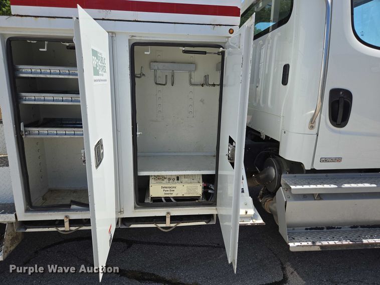 image for item ED2156 2011 Freightliner Business Class M2 bucket truck