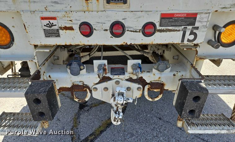 image for item ED2156 2011 Freightliner Business Class M2 bucket truck