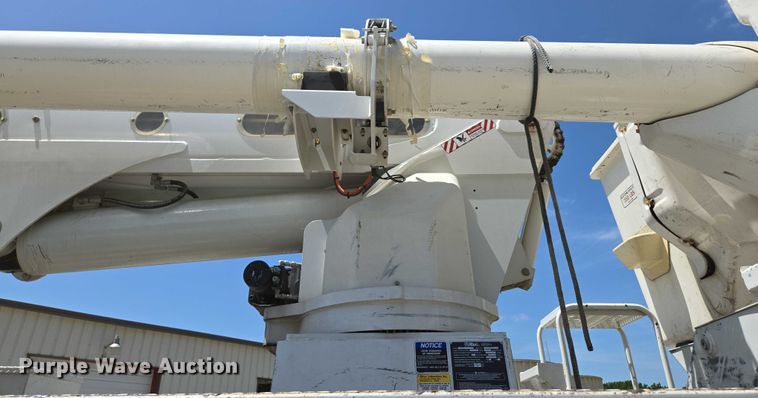 image for item ED2156 2011 Freightliner Business Class M2 bucket truck