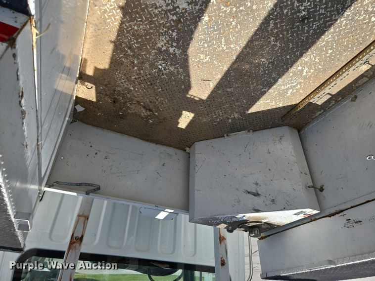 image for item ED2156 2011 Freightliner Business Class M2 bucket truck