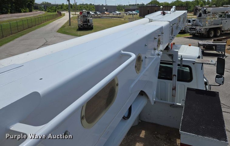 image for item ED2156 2011 Freightliner Business Class M2 bucket truck