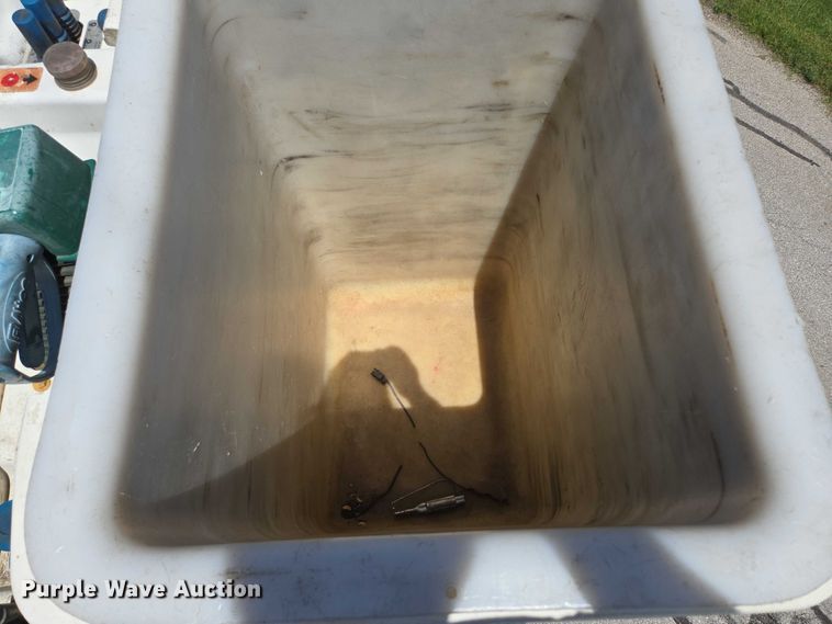 image for item ED2156 2011 Freightliner Business Class M2 bucket truck