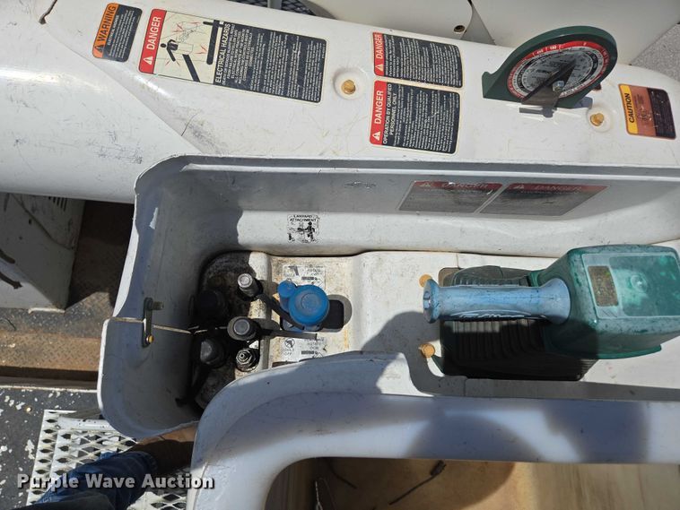 image for item ED2156 2011 Freightliner Business Class M2 bucket truck