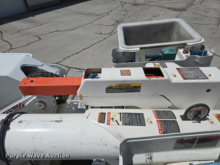 image for item ED2156 2011 Freightliner Business Class M2 bucket truck