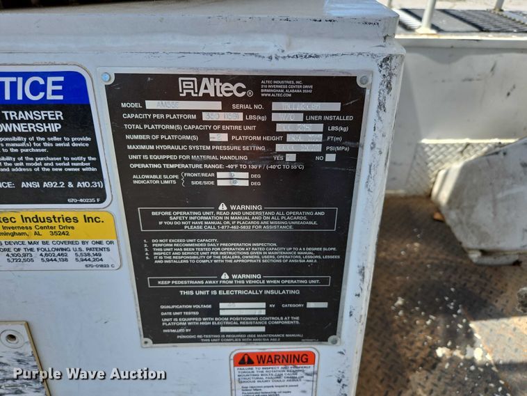 image for item ED2156 2011 Freightliner Business Class M2 bucket truck