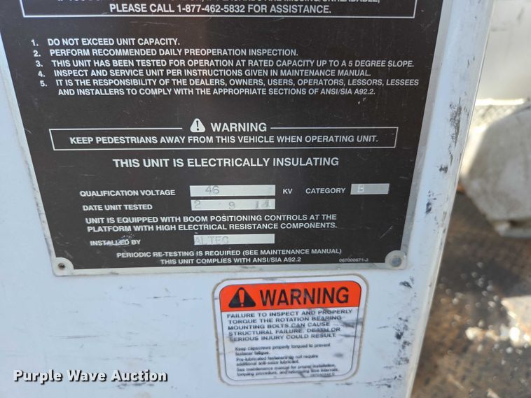 image for item ED2156 2011 Freightliner Business Class M2 bucket truck