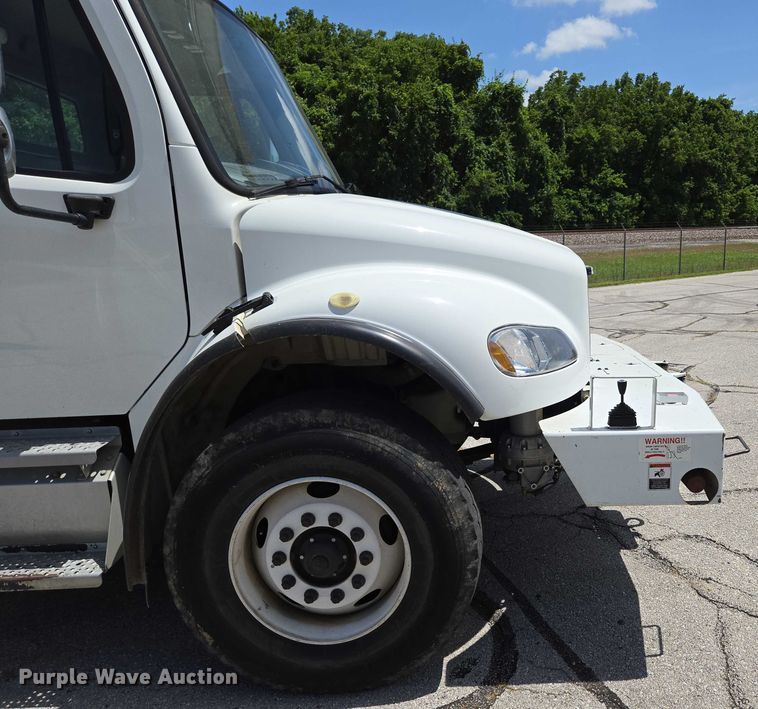 image for item ED2156 2011 Freightliner Business Class M2 bucket truck