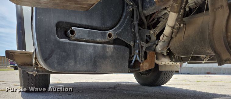 image for item ED2156 2011 Freightliner Business Class M2 bucket truck