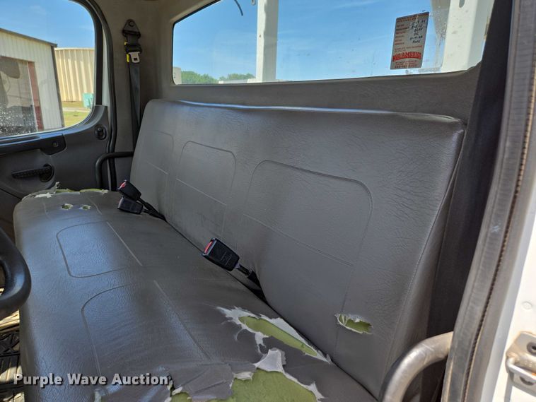 image for item ED2156 2011 Freightliner Business Class M2 bucket truck