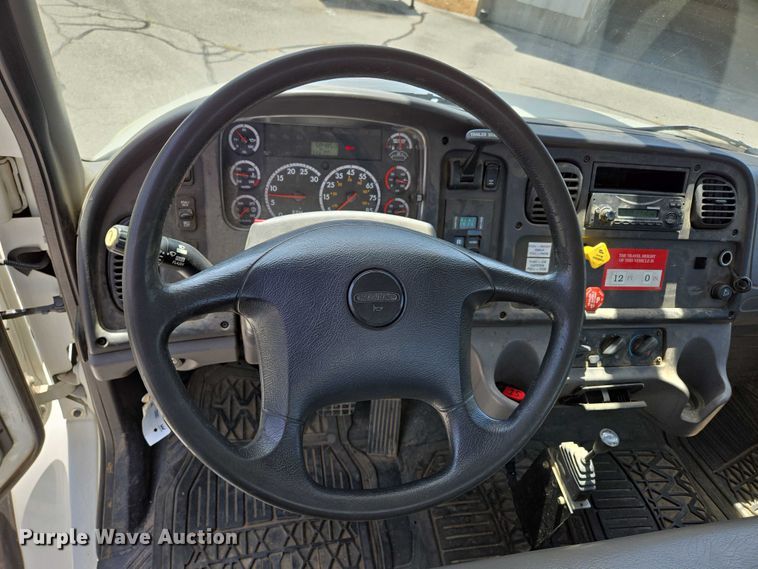 image for item ED2156 2011 Freightliner Business Class M2 bucket truck