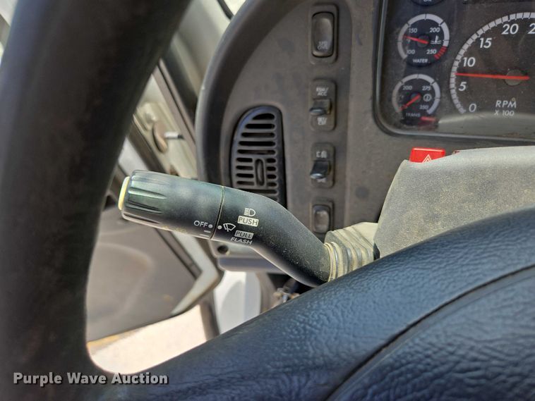 image for item ED2156 2011 Freightliner Business Class M2 bucket truck