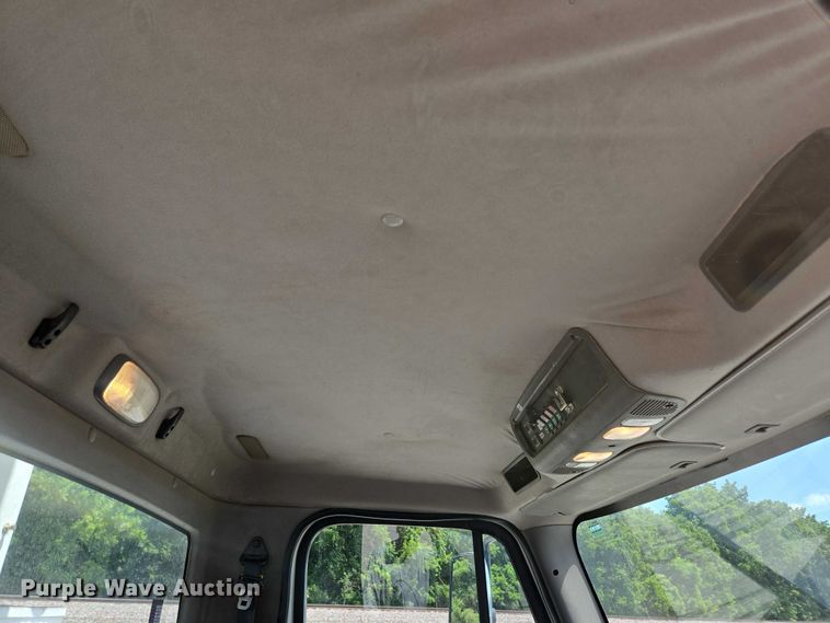 image for item ED2156 2011 Freightliner Business Class M2 bucket truck