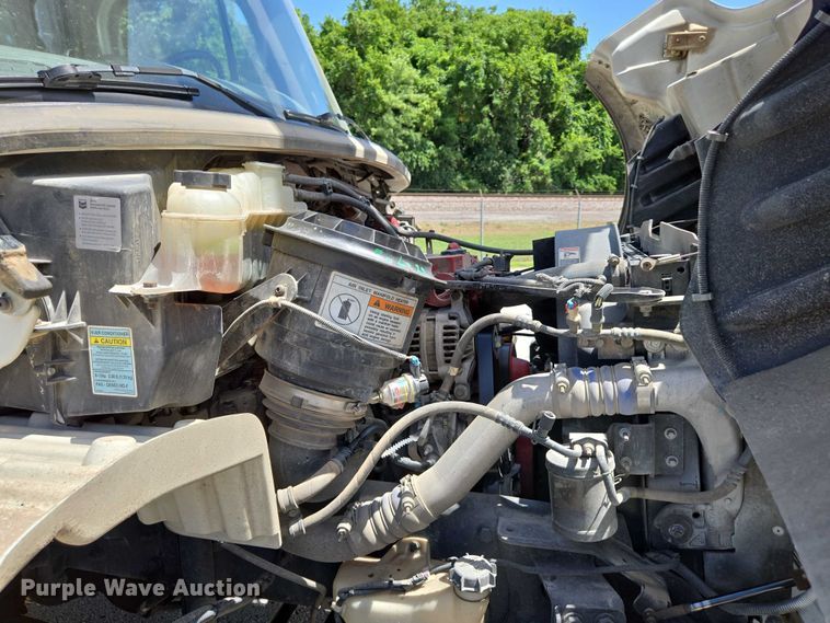 image for item ED2156 2011 Freightliner Business Class M2 bucket truck