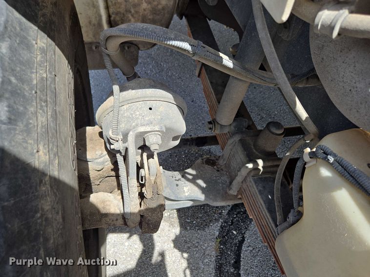 image for item ED2156 2011 Freightliner Business Class M2 bucket truck