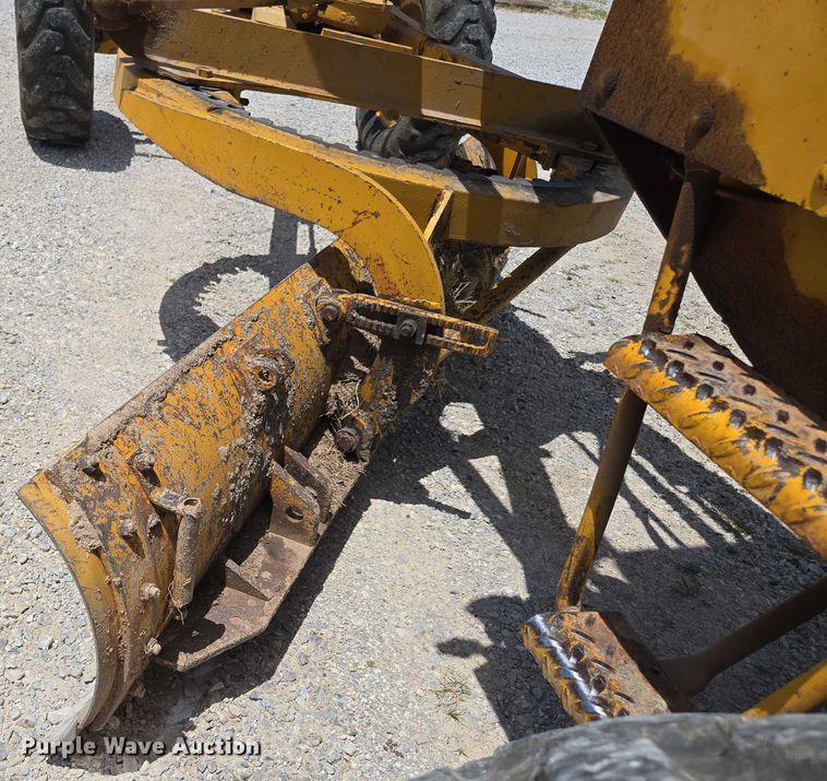 image for item ED2158 1970 Caterpillar 112F motor grader