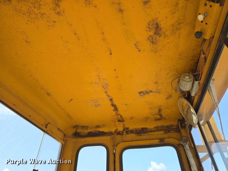 image for item ED2158 1970 Caterpillar 112F motor grader