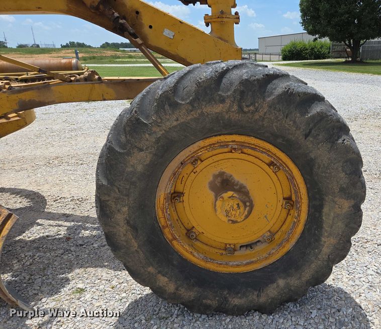 image for item ED2158 1970 Caterpillar 112F motor grader