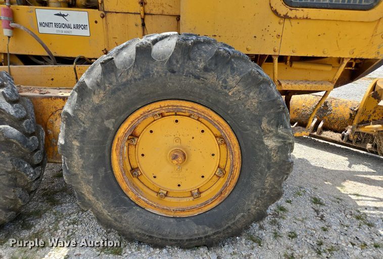 image for item ED2158 1970 Caterpillar 112F motor grader