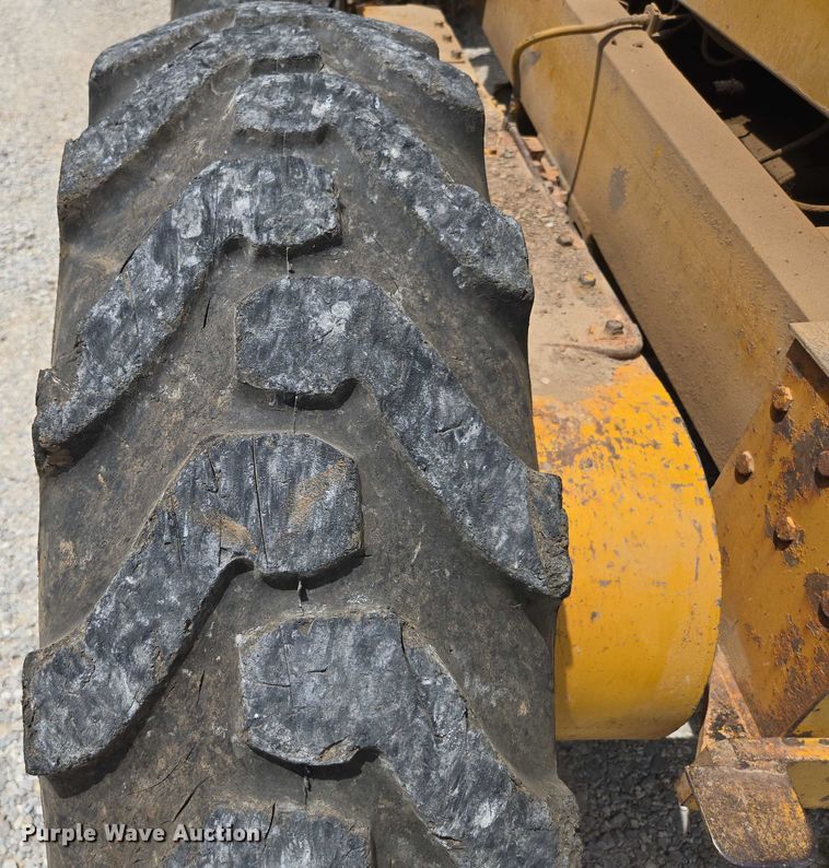 image for item ED2158 1970 Caterpillar 112F motor grader