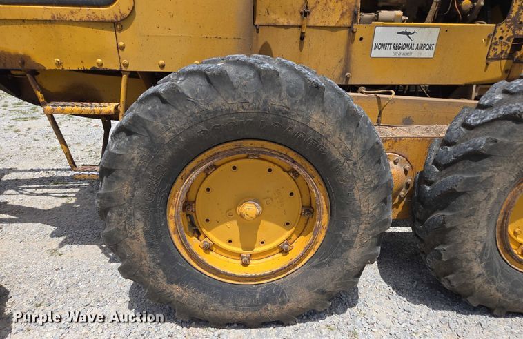 image for item ED2158 1970 Caterpillar 112F motor grader