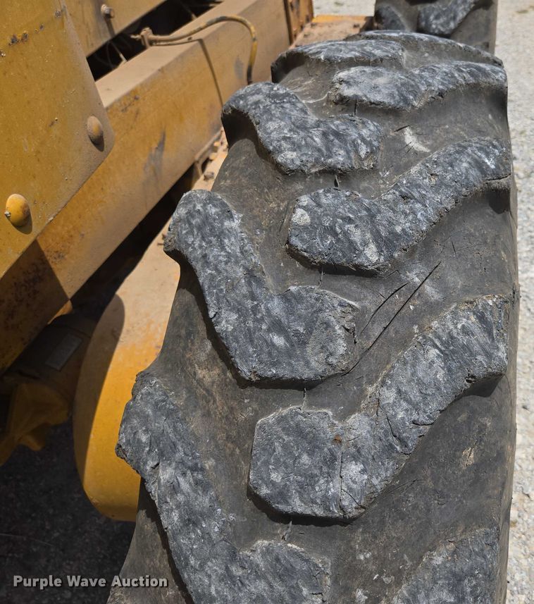 image for item ED2158 1970 Caterpillar 112F motor grader