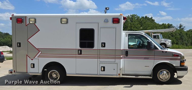 image for item ED2159 2008 Chevrolet Express ambulance