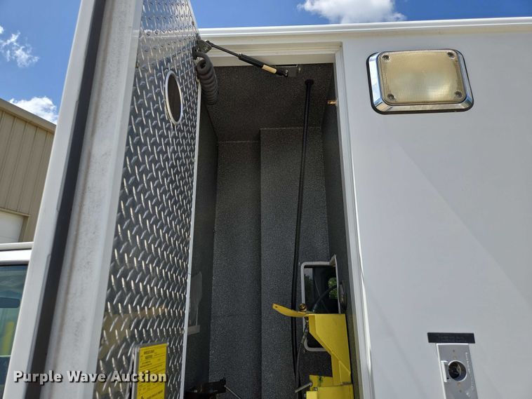 image for item ED2159 2008 Chevrolet Express ambulance