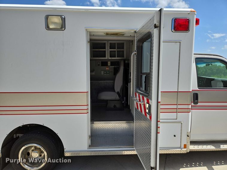 image for item ED2159 2008 Chevrolet Express ambulance