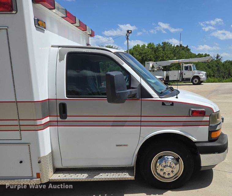 image for item ED2159 2008 Chevrolet Express ambulance