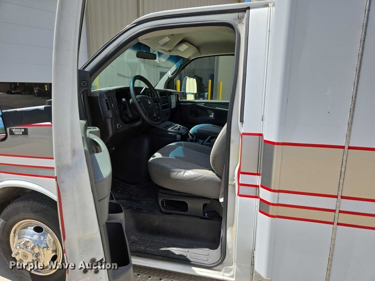 image for item ED2159 2008 Chevrolet Express ambulance