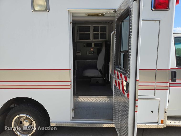 image for item ED2159 2008 Chevrolet Express ambulance