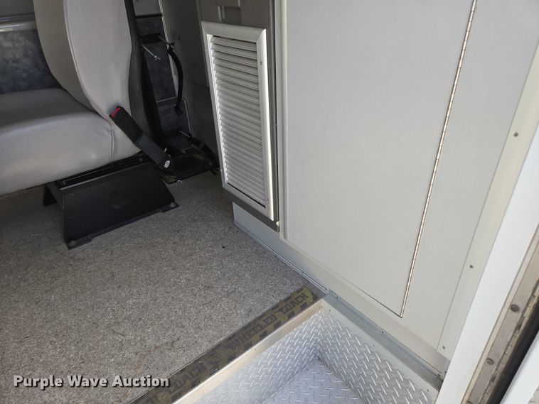 image for item ED2159 2008 Chevrolet Express ambulance