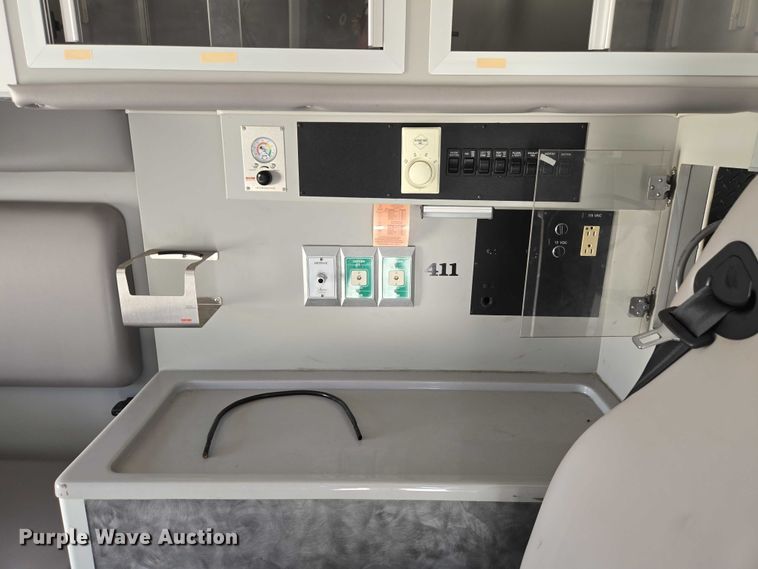 image for item ED2159 2008 Chevrolet Express ambulance