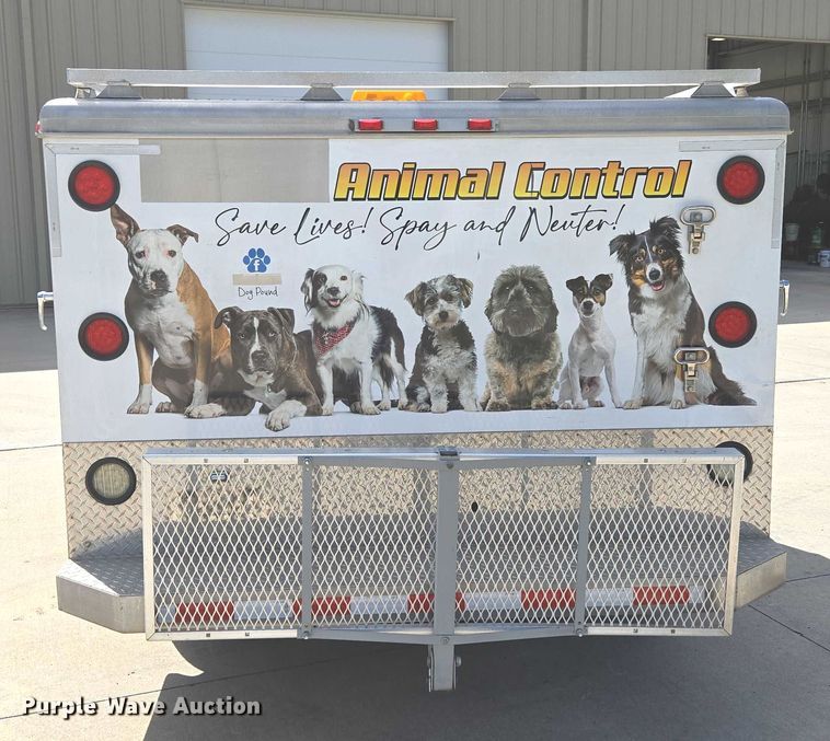 image for item ED2161 2011 Ford F250 Super Duty XL animal control pickup truck