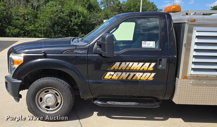 image for item ED2161 2011 Ford F250 Super Duty XL animal control pickup truck