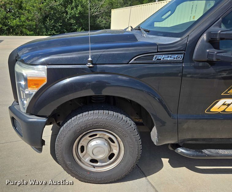 image for item ED2161 2011 Ford F250 Super Duty XL animal control pickup truck