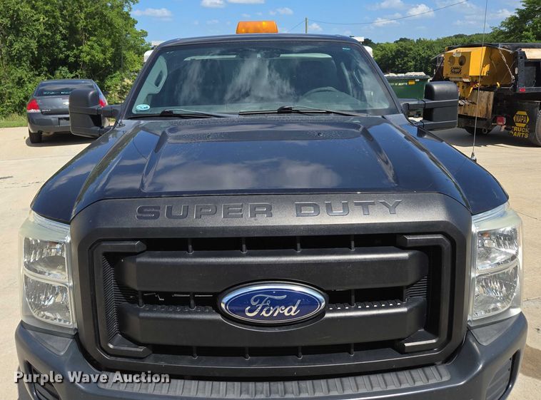 image for item ED2161 2011 Ford F250 Super Duty XL animal control pickup truck