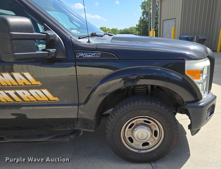 image for item ED2161 2011 Ford F250 Super Duty XL animal control pickup truck
