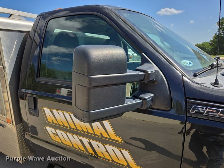 image for item ED2161 2011 Ford F250 Super Duty XL animal control pickup truck