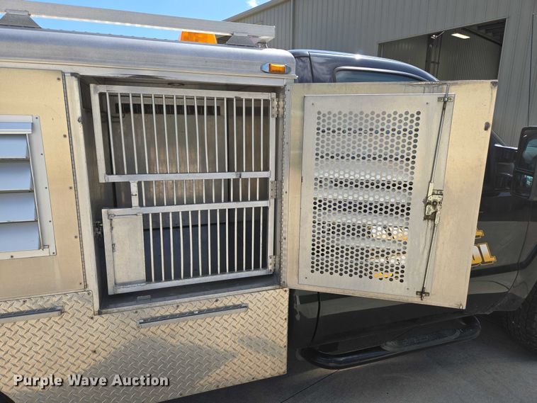 image for item ED2161 2011 Ford F250 Super Duty XL animal control pickup truck