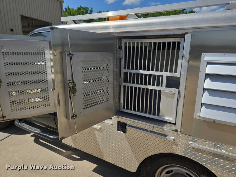 image for item ED2161 2011 Ford F250 Super Duty XL animal control pickup truck