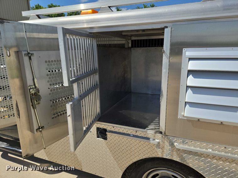 image for item ED2161 2011 Ford F250 Super Duty XL animal control pickup truck