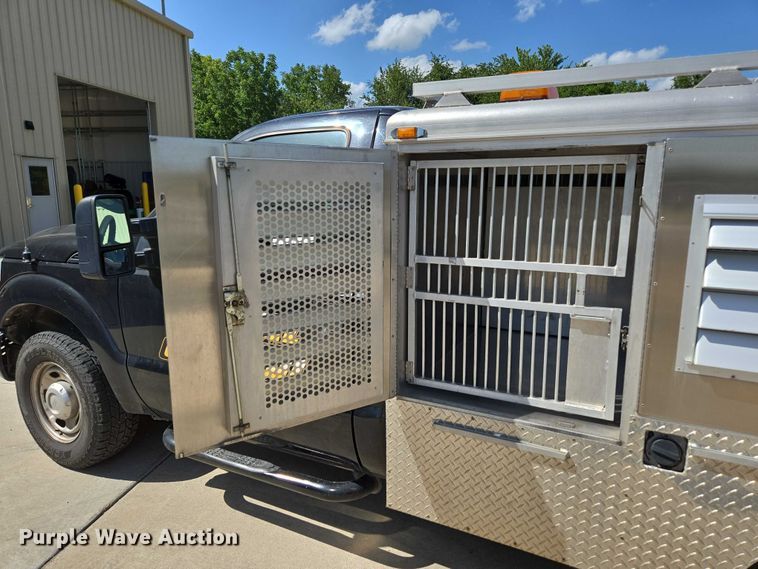 image for item ED2161 2011 Ford F250 Super Duty XL animal control pickup truck