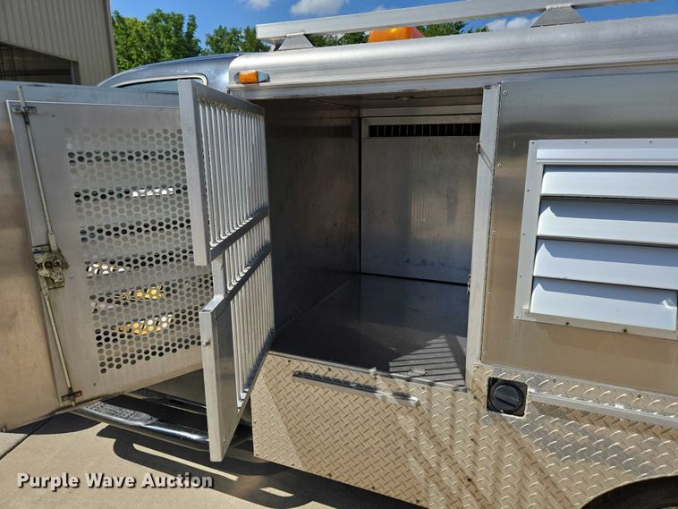 image for item ED2161 2011 Ford F250 Super Duty XL animal control pickup truck