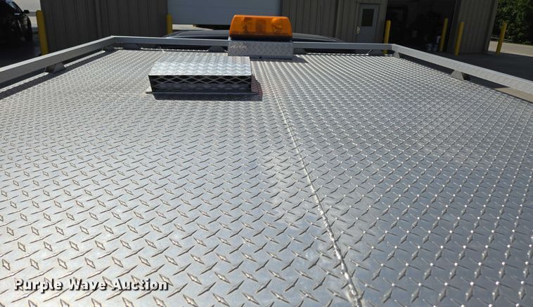 image for item ED2161 2011 Ford F250 Super Duty XL animal control pickup truck